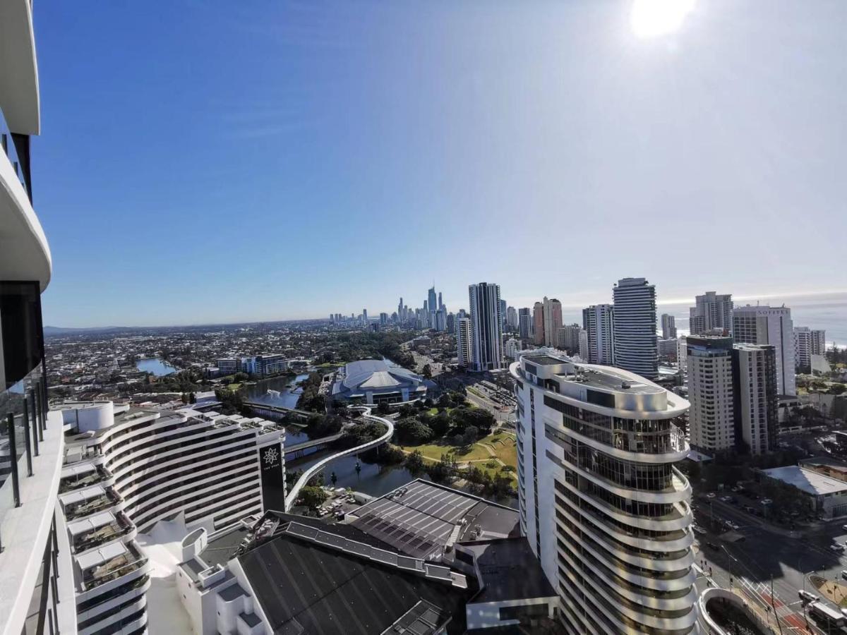 2 Bedroom Luxurious Family Apartment Next To Pacific Fair - Broadbeach Gold Coast Gc22 Exteriér fotografie